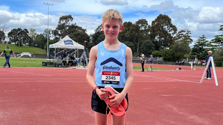10-year-old Melbourne runner Archie Sideridis sets unofficial world record