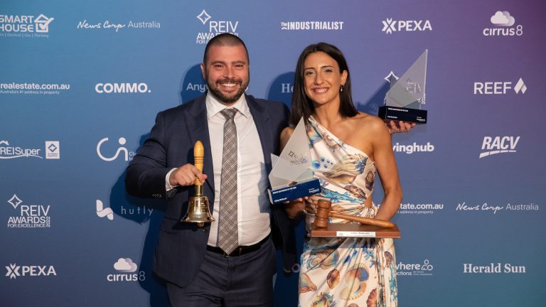 Three Australians of Greek heritage take out prestigious auctioneering titles