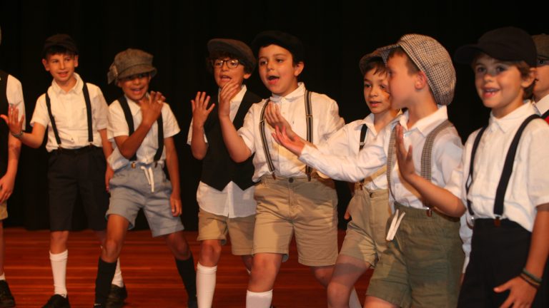 Greek Community of Melbourne students mark centenary of Asia Minor Catastrophe