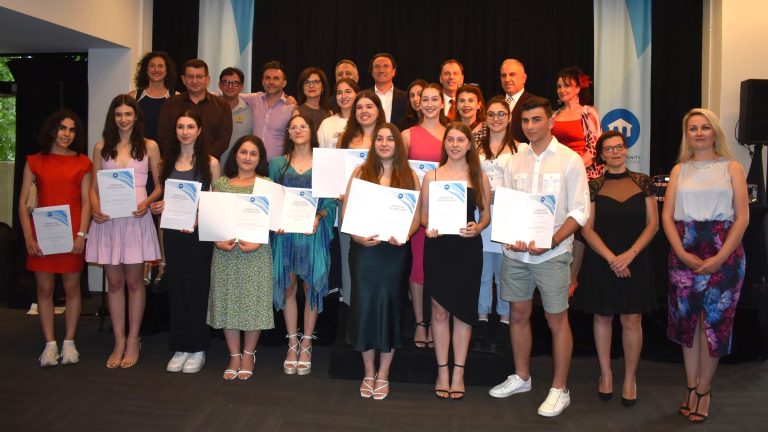 High achieving students of 2022 awarded by the Greek Community of Melbourne