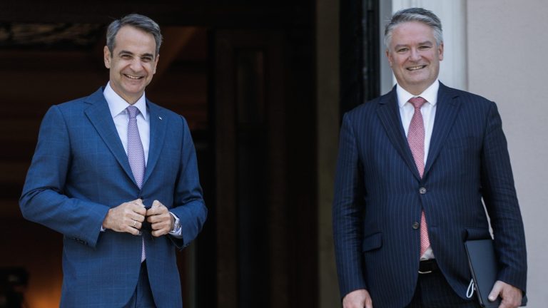 Kyriakos Mitsotakis meets with Australian Secretary General of the OECD Mathias Cormann