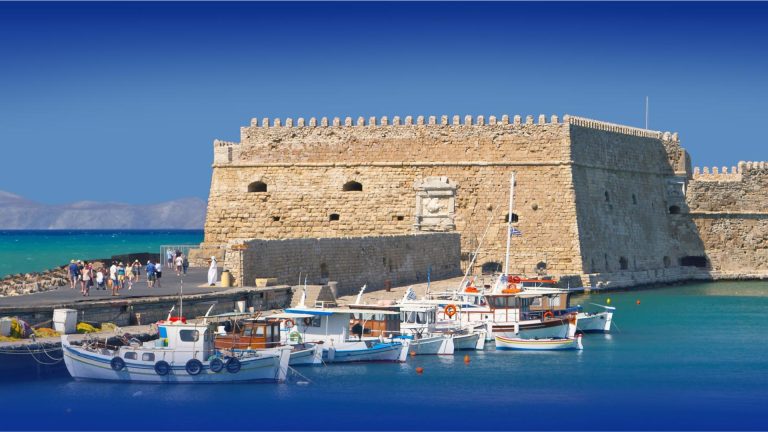 Crete among top 10 adventure and wellness destinations in 2023