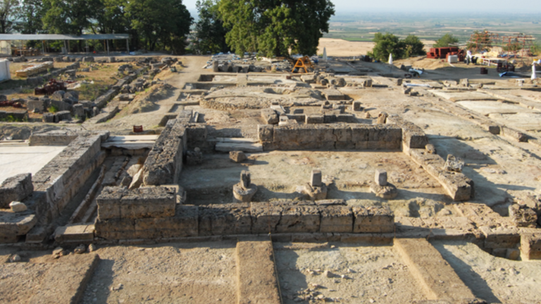 Palace of Vergina: One of the most ancient buildings of classical Greece