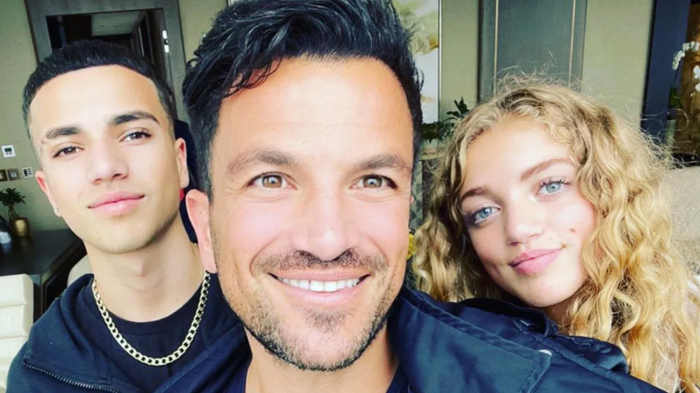 Peter Andre teaches his children Greek so they can speak to their grandparents