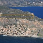 Με_κόκκινο_σημειώνεται_η_περιοχή_επέμβασης_για_την_κατασκευή_τελεφερίκ-_Με_κίτρινο_η_περιοχή_διαδρομών-1