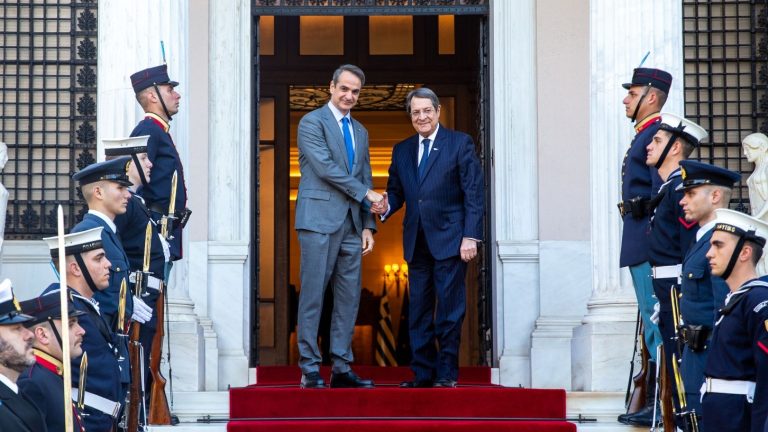 Cypriot President thanks Greece for helping contain Turkish revisionism