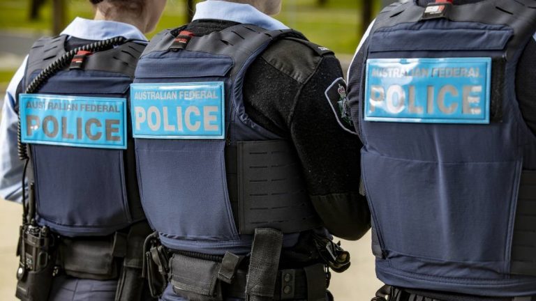 Aristides Avlonitis wanted over huge drug bust off WA coast