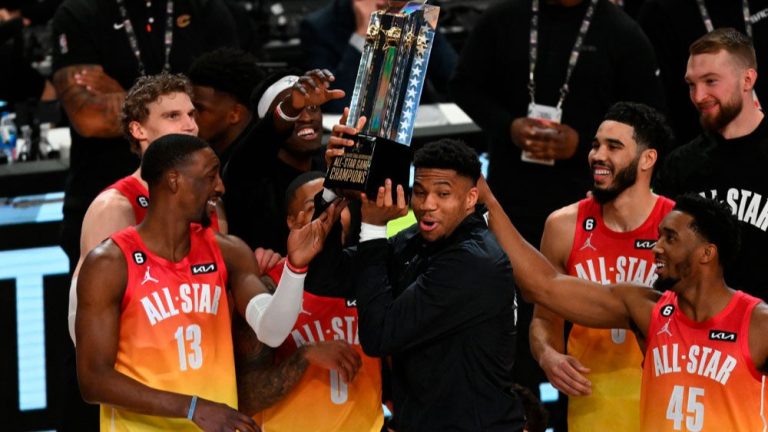 Team Giannis defeats Team Lebron in All Stars NBA Game