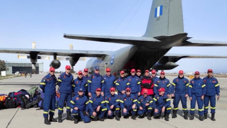 Turkey’s earthquake death toll soars as Greece mobilises to help