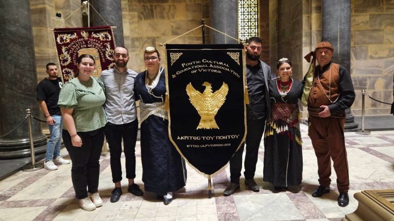 Pontians pay tribute to the ANZACs at Melbourne’s Shrine of Remembrance