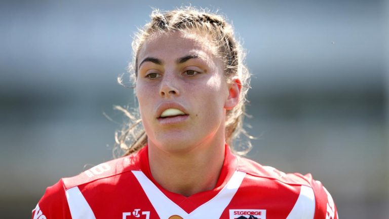 Mother of Sydney Roosters player Jessica Sergis to contest AVO application