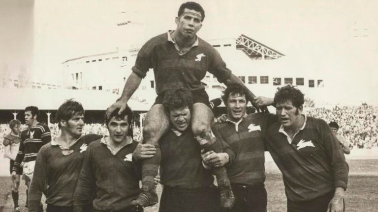 Greeks pay tribute to South Sydney rugby league great, John Sattler
