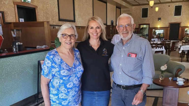 Kytherians return to Roxy Theatre in Bingara for nostalgic dinner dance