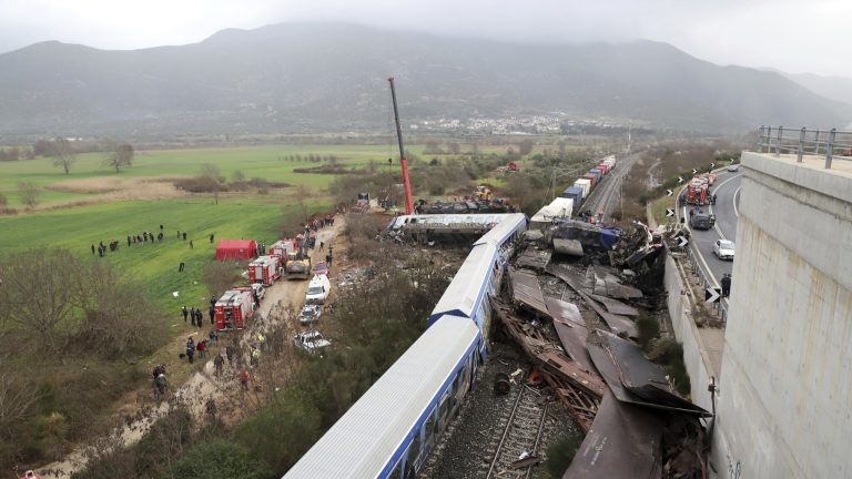 Greek communities in Australia send condolences after Greece’s deadly train crash