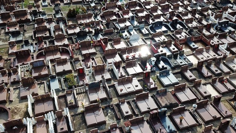 Expert warns Sydney’s Greek community of imminent lack of burial spaces