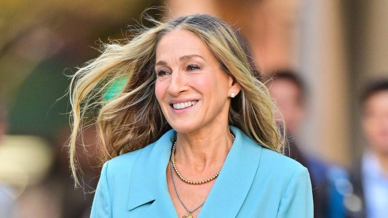 Sarah Jessica Parker raves about lemon potatoes from Greece