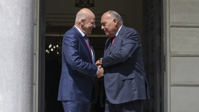 Foreign Ministers of Greece and Egypt discuss bilateral relations