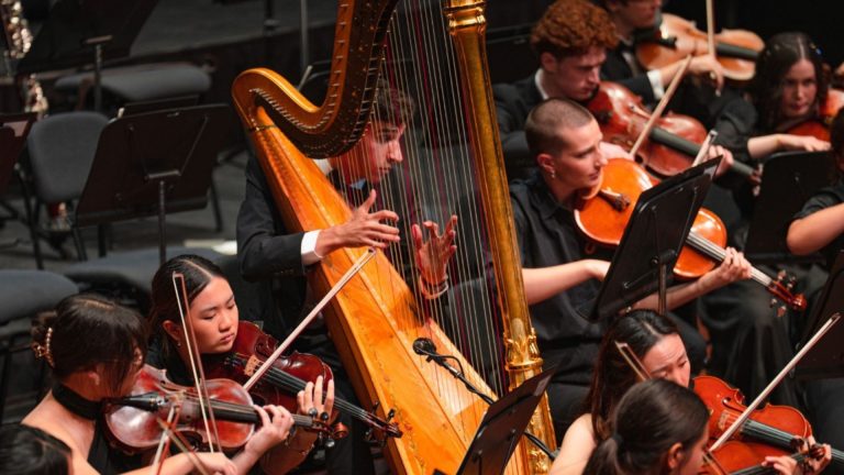 Harpist Paul Nicolaou to perform with Australian Youth Orchestra at Sydney Opera House