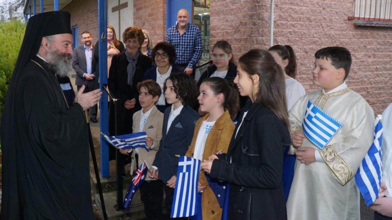 Archbishop Makarios of Australia makes historic visits to Wagga Wagga and Albury