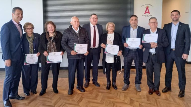 Greek volunteers in South Australia recognised by Steve Georganas MP