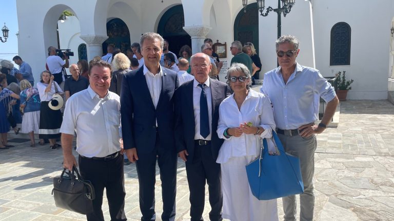 GOCSA President visits monument site for Mati wildfire victims in Greece