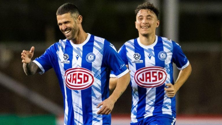 Sydney Olympic FC smash Central Coast Mariners