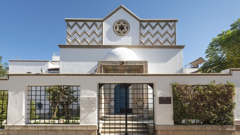Newly renovated Jewish synagogue reopens on Kos