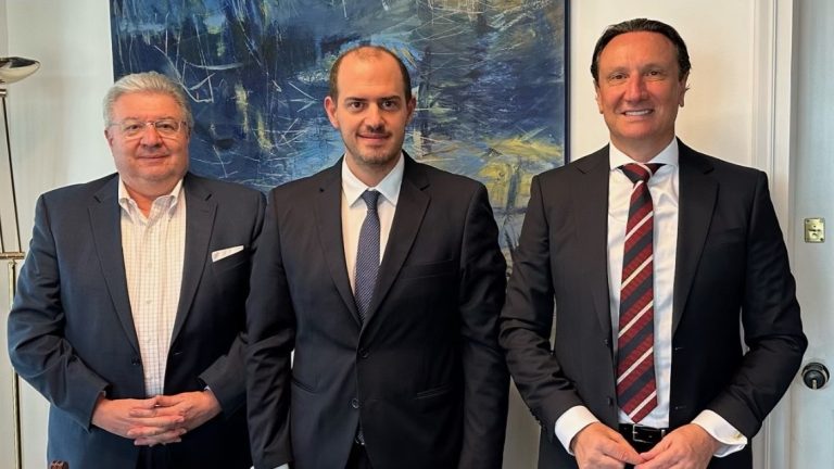 Greek Community of Melbourne President meets with Greece’s Deputy Foreign Minister
