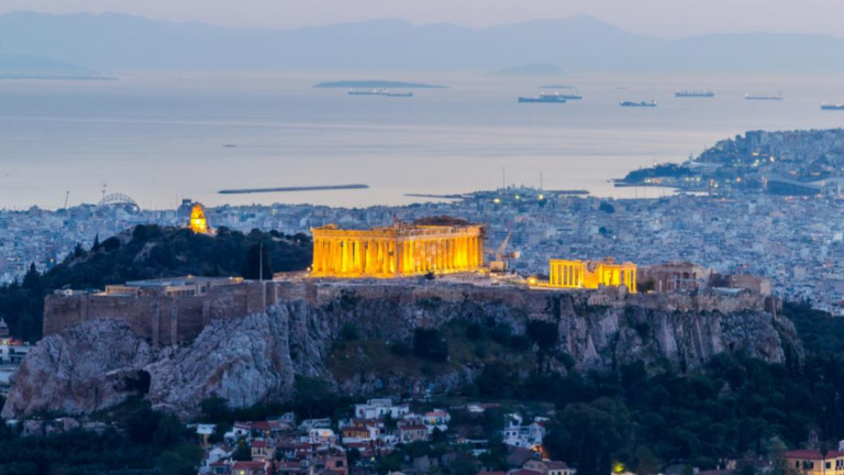 Major sites in Greece to have Visa contactless ticket machines installed