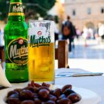 mythos-beer-842×561