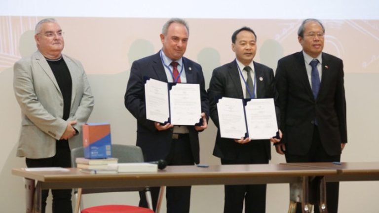 Greece and China sign MoU to enhance student exchange programs