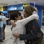 greek citizens return israel