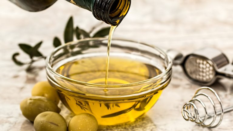 Greek farmers discuss sustainable olive oil production
