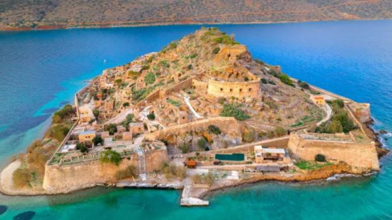 Spinalonga: The most astonishing abandoned town in the world