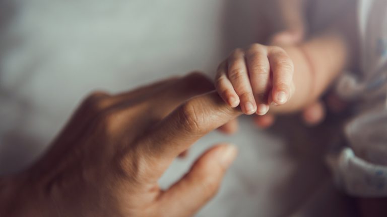 Baby of Cretan surrogacy clinic scandal sold to Australian woman
