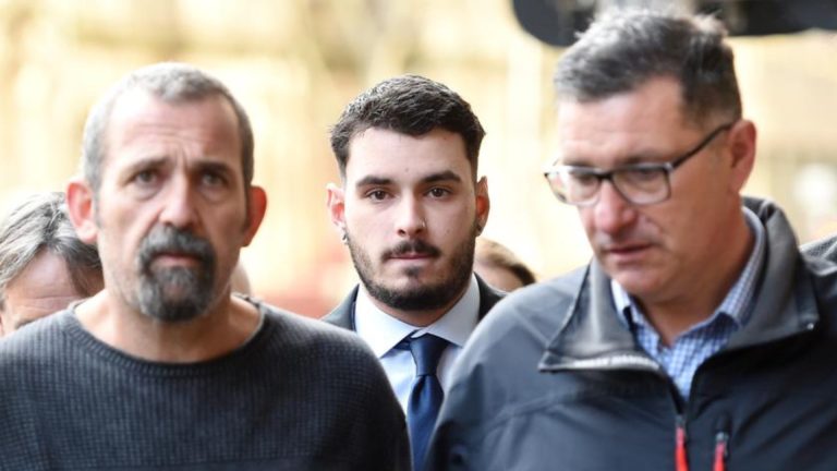 A-League pitch invader Alex Agelopoulos appeals jail sentence