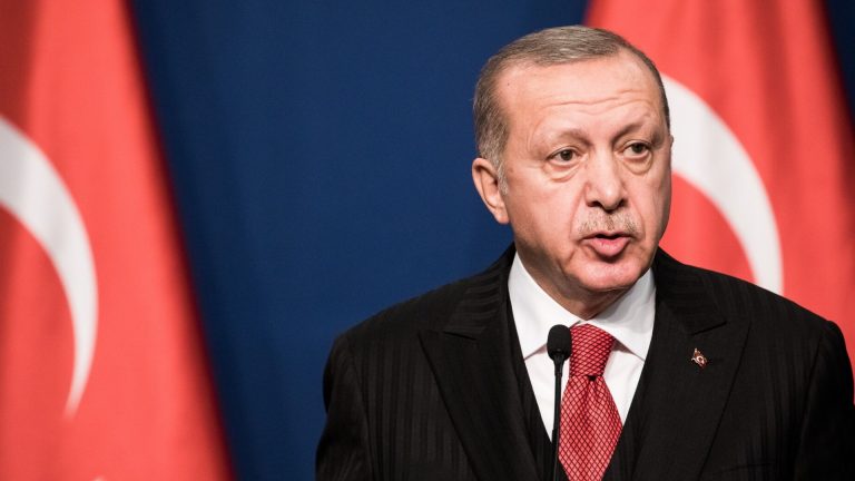 Erdogan says he wants to strengthen ties with Greece ahead of visit
