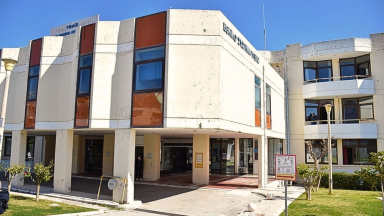 Greek-Australian woman gives back to hometown of Kefalonia with Hospital donations