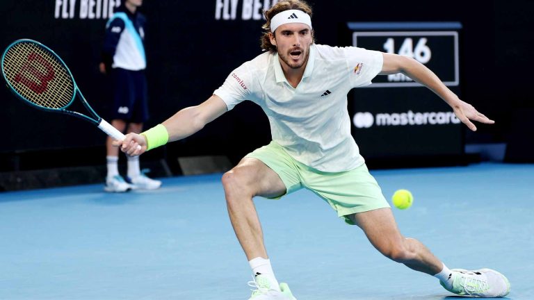 Tsitsipas triumphs through to third round of Australian open 