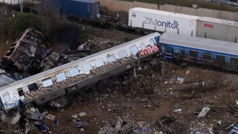 Investigation into Tempi train tragedy: ND and SYRIZA clash over responsibility
