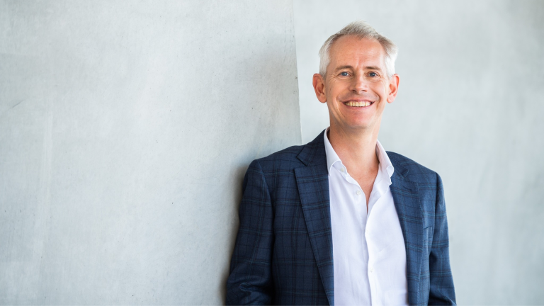 Immigration Minister Andrew Giles sends message to mark Greek National Day
