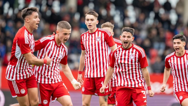 Olympiacos youth team make history at UEFA Youth League