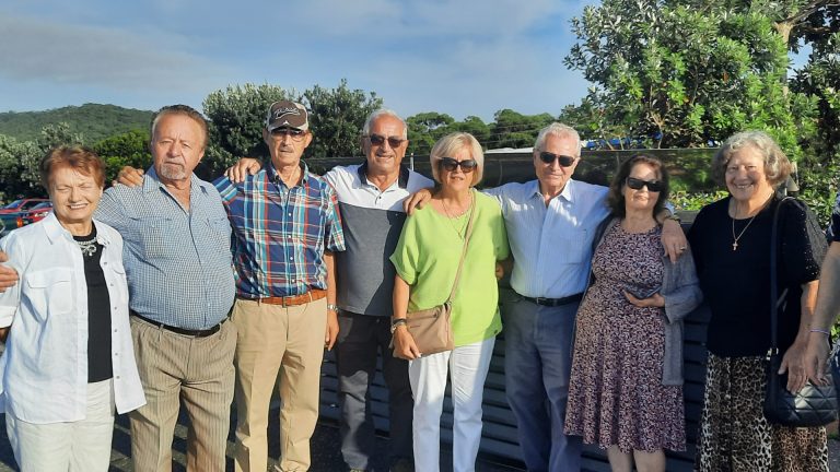 Greek Returned Service League members enjoy trip to NSW South Coast
