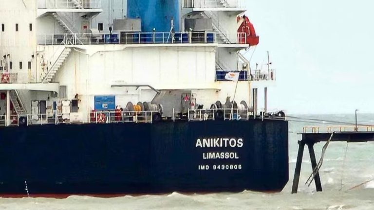 Greek bulker driven aground as cyclone batters northern Australia