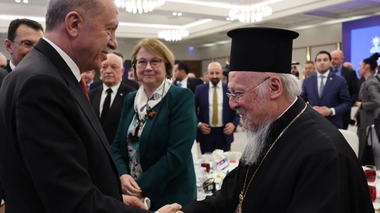 Ecumenical Patriarch Bartholomew attends Ramadan dinner in Ankara
