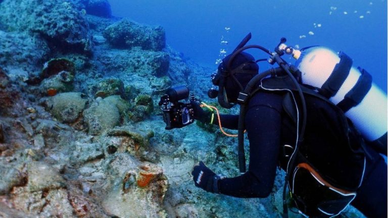 10 shipwrecks and treasures discovered off the coast of Greece