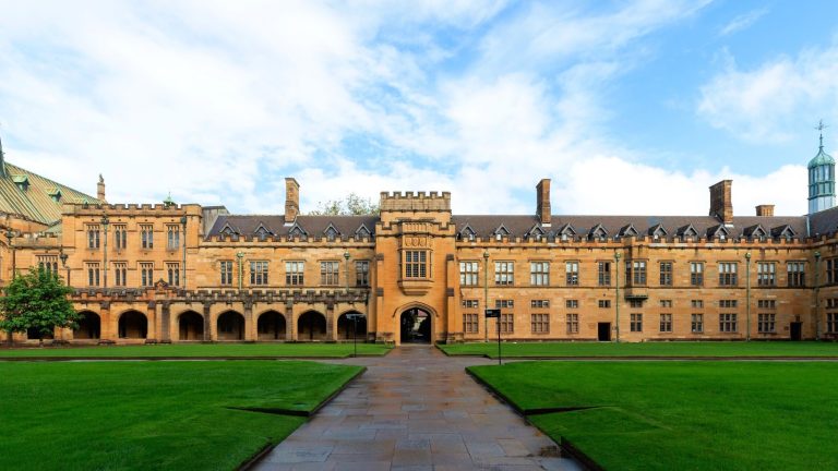 Celebrating 50 years of the Department of Modern Greek at the University of Sydney