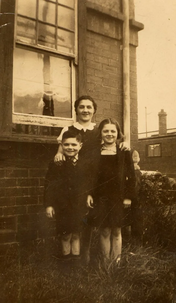 Gladys, Little Ted and Lorna.