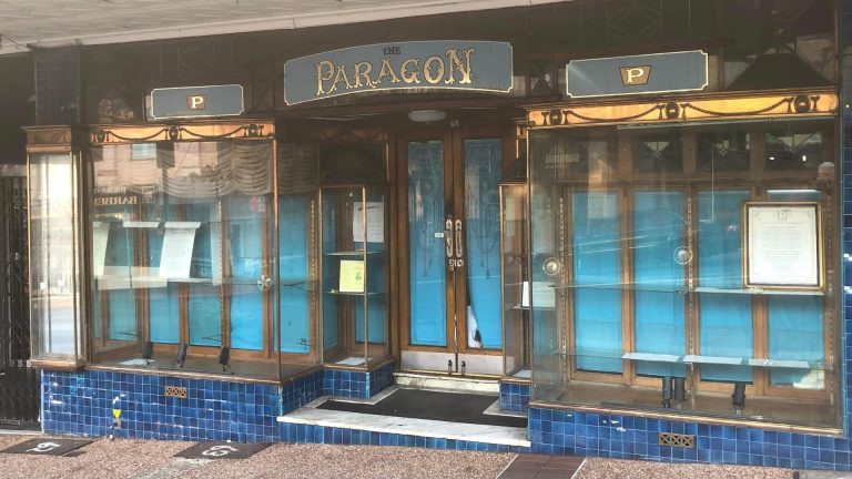 Heritage NSW orders Paragon Café owner to secure and repair iconic Katoomba site