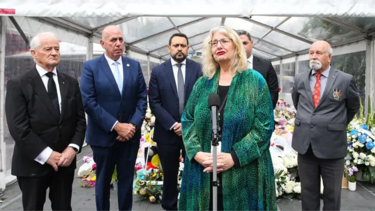 Sydney mayors honour victims as Bondi Junction reopens for ‘community reflection day’